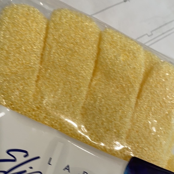 Lady Elizabeth shower gloves - Picture 7 of 7